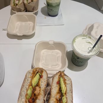 Vivot Craft Cafe - Matcha with sweet foam/ sandwitch - Bubble Tea Near Me - Fullerton, California