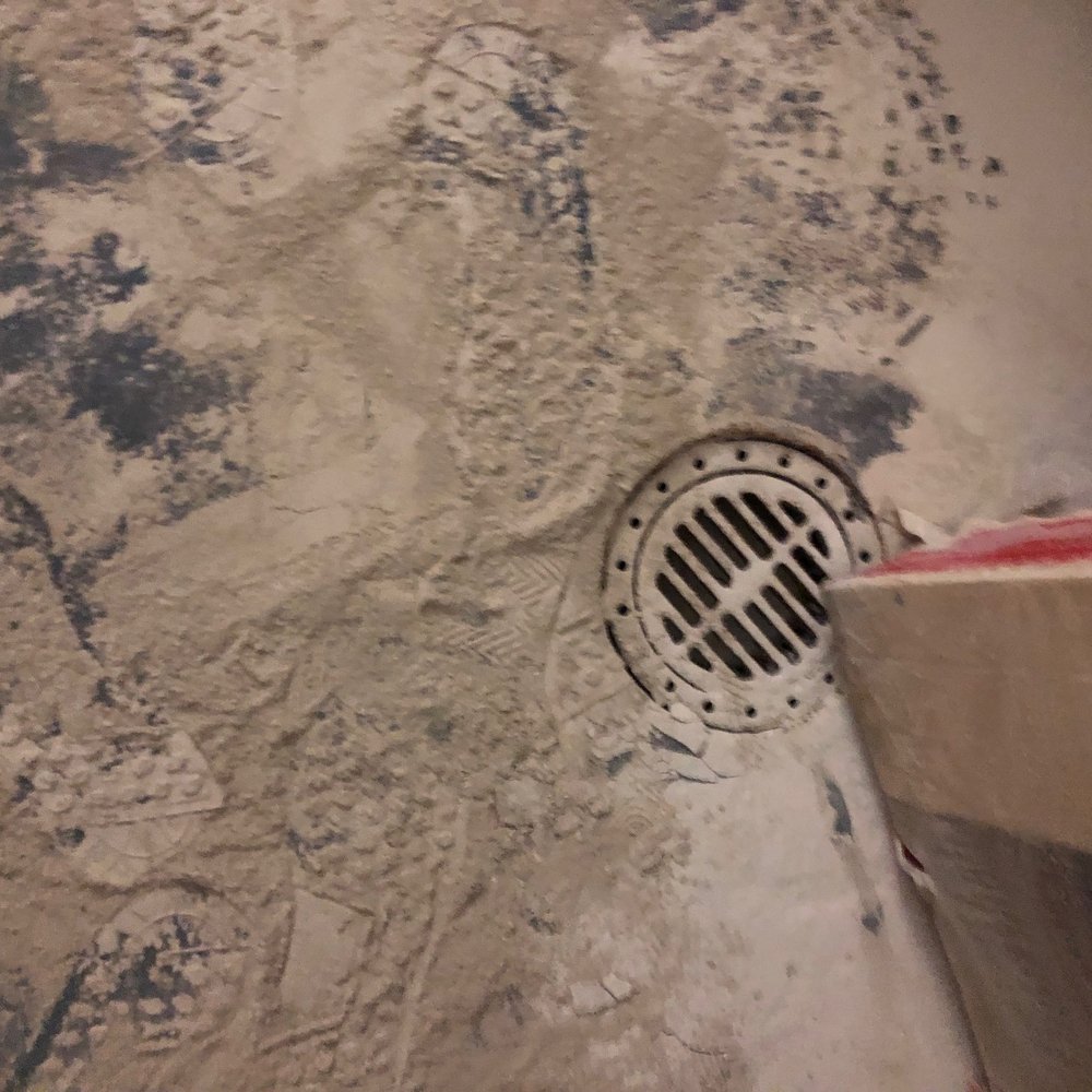 Extra Space Storage - Here's what was left in dust water it dried for weeks without calling me - Self Storage Near Me - Chicago, Illinois