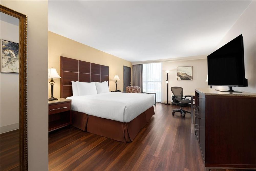 Wyndham Riverfront Little Rock