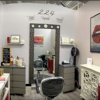 SALON 224 CURLS STUDIO - Updated September 2025 - 28 Photos