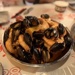 Pier 88 Boiling Seafood & Bar Lynnwood