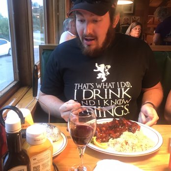 Boone's Prime Time Pub - Burgers Near Me - Suttons Bay, Michigan