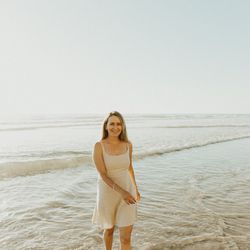 Medium Kareen