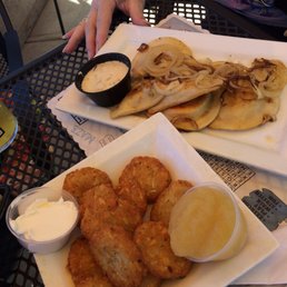 CARL’S TAVERN - Updated October 2025 - 82 Photos & 84 Reviews - 3386 ...