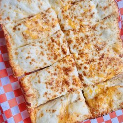 Detroit Pizza - Battle Ground - Cheese bread IM ADDICTED!!!