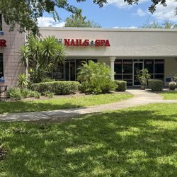 Nancy's Nails - Front of business