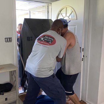 Eagle Moving & Storage - Movers Near Me - Milwaukee, Wisconsin