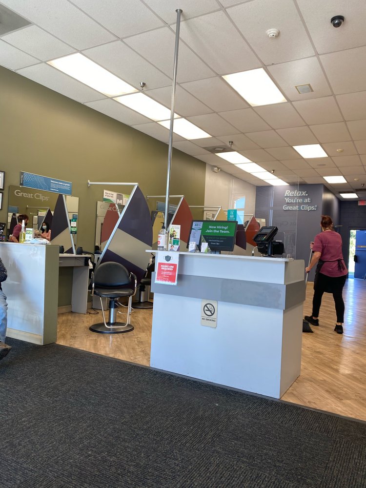 Great Clips Logo