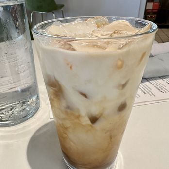 Bottega Italia - Vanilla latte - illy brewed - Pizza Near Me - Temecula, California
