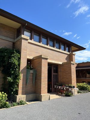 Frank Lloyd Wright's Martin House by null