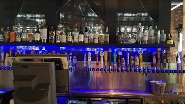 Henry's Tavern by null