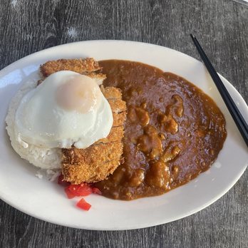 Suehiro DTLA - Chicken Katsu Curry Came with Miso Soup I got the Hot level - Ramen Near Me - Los Angeles, California Suehiro DTLA - Chicken Katsu Curry Came with Miso Soup I got the Hot level - Ramen Near Me - Los Angeles, California