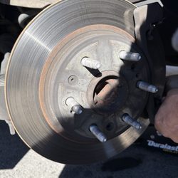 Brakes Only Mobile Service - Rotors have a lip. Time to replace!!