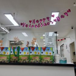 Angeles Community Health Center - Clinic front desk