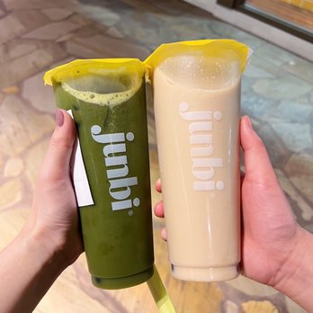 Junbi - Waikiki - Strawberry Matcha Fresca, House Black Tea - Coffee & Tea Near Me - Honolulu, Hawaii Junbi - Waikiki - Strawberry Matcha Fresca, House Black Tea - Coffee & Tea Near Me - Honolulu, Hawaii