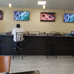 Island Flavor Bar & Grill