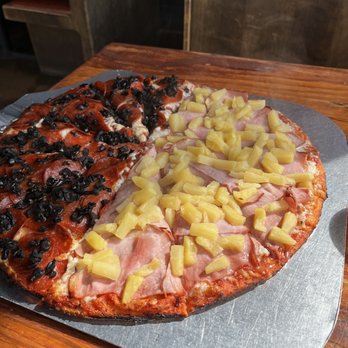 Pizza Harbor - Half Hawaiian style and pep - Pizza Near Me - Seaside, Oregon