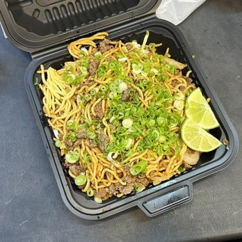 The Chow Mein Guy - Lazy Dragon Chow Mein - Noodles Near Me - Los Angeles, California