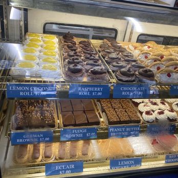 Mike's Pastry - Interior - Bakeries Near Me - Boston, Massachusetts Mike's Pastry - Interior - Bakeries Near Me - Boston, Massachusetts