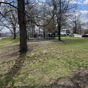 Alms Park - Parks Near Me - Cincinnati, Ohio