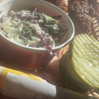 Dave's Hot Chicken - Kale Slaw - Chicken Shop Near Me - Aventura, Florida
