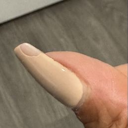 Chipped thumbs and this is gel finish....Disappointed!
