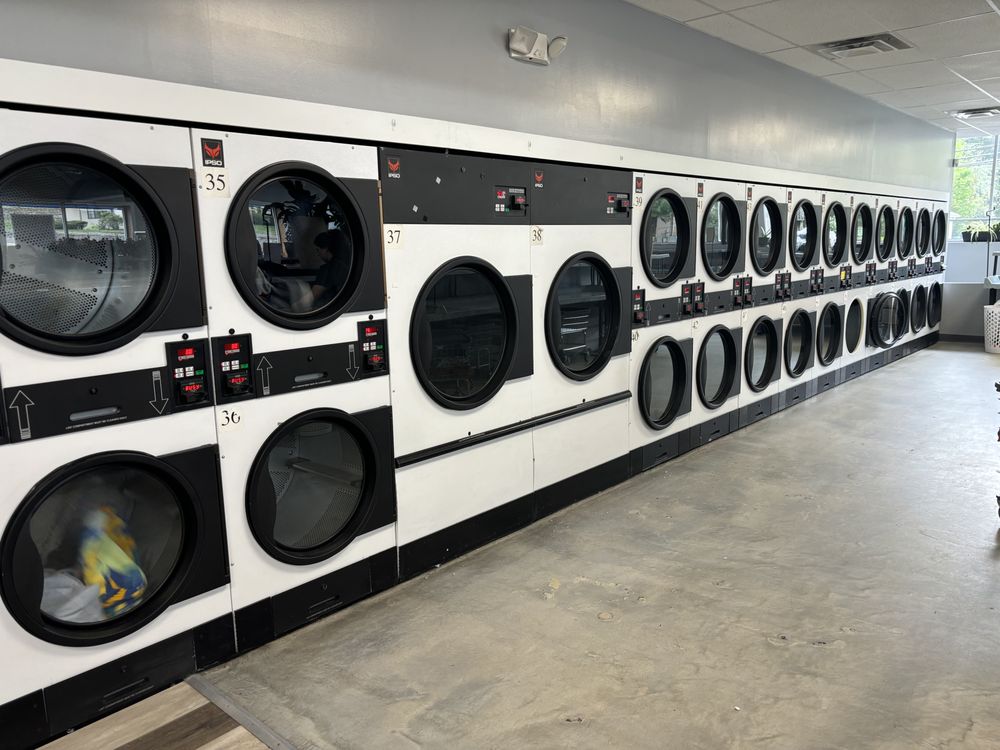 TUMBLETOWN 2 LAUNDROMAT Updated October 2024 1705 Main St, West