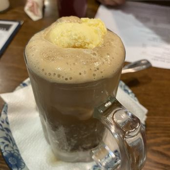 Farmington D - Small root beer float - Diners Near Me - Farmington, Maine Farmington D - Small root beer float - Diners Near Me - Farmington, Maine