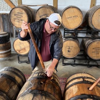Whiskey Thief Distilling - Distilleries Near Me - Frankfort, Kentucky Whiskey Thief Distilling - Distilleries Near Me - Frankfort, Kentucky
