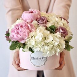 Blush & Co Florist - Meet our Blush Box "Full of Love"! One of our most popular spring boxes.