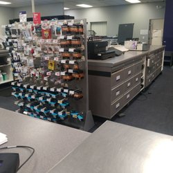FedEx Office Print & Ship Center