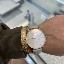 Anka Jewelry - Replaced my battery for $10 and under 10 minutes! Happy to be a customer here