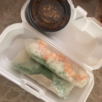 Pho 07 Vietnamese Restaurant - Spring rolls w/ dipping sauce to-go - Vietnamese Near Me - Sunrise, Florida