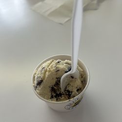 Cookies and Cream small cup