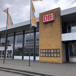 Landau Pfalz Hauptbahnhof - 13.000