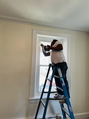 Geovany's Paint Home Remodel Logo