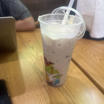 R&B Tea - I just tried their new tea float today, and it was very creamy, rich and delicious! - Bubble Tea Near Me - Fremont, California R&B Tea - I just tried their new tea float today, and it was very creamy, rich and delicious! - Bubble Tea Near Me - Fremont, California