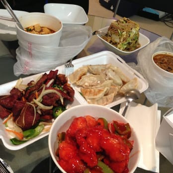 Queen House - Pork ribs, Sweet and sour fish, Pot stickers, Mixed vegetables, Mapo tofu - Chinese Near Me - Mountain View, California Queen House - Pork ribs, Sweet and sour fish, Pot stickers, Mixed vegetables, Mapo tofu - Chinese Near Me - Mountain View, California