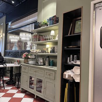 Sisterita - Decor - Breakfast & Brunch Near Me - San Francisco, California