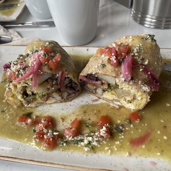 First Watch - Carnitas burrito - Breakfast & Brunch Near Me - Kildeer, Illinois First Watch - Carnitas burrito - Breakfast & Brunch Near Me - Kildeer, Illinois