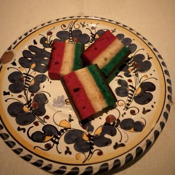 Carbone - Complimentary cookie/cake - Italian Near Me - Las Vegas, Nevada Carbone - Complimentary cookie/cake - Italian Near Me - Las Vegas, Nevada
