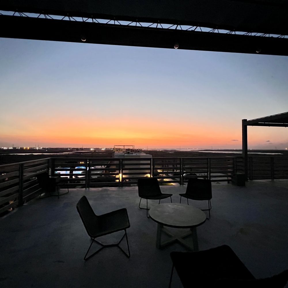 Lively Beach - Sunset view from the rooftop deck - Vacation Rentals Near Me - Corpus  Christi, Texas