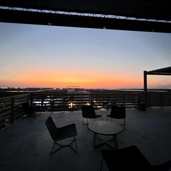 Lively Beach - Sunset view from the rooftop deck - Vacation Rentals Near Me - Corpus  Christi, Texas