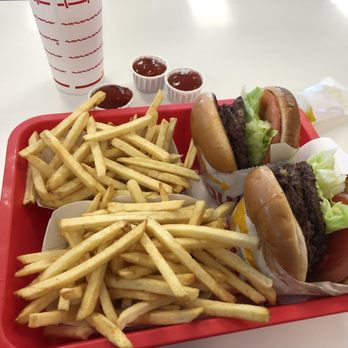 In-N-Out Burger - Burgers Near Me - Lodi, California