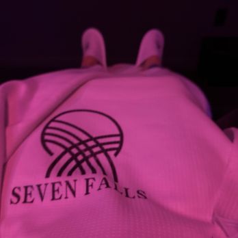 Seven Falls Massage & Spa - Nice and cozy blanket for the foot massage - Massage Near Me - Lake Forest, California