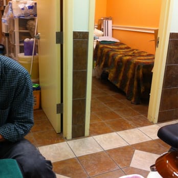 LA Nails - That room is where they perform the eyebrow wax. The blanket was changed when I went in. - Nail Salons Near Me - Spotsylvania, Virginia