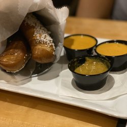 Pennsylvania Brewing Company - Pretzels with Beer Cheese