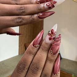 Gloss Nail Spa