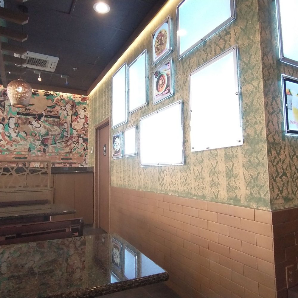 Thai Yummy - Interior - Thai Near Me - Houston, Texas Thai Yummy - Interior - Thai Near Me - Houston, Texas