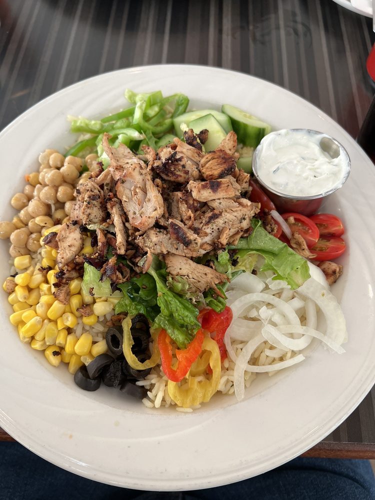 GYRO GRILL Updated September 2024 5588 Avenue Auteuil, Brossard